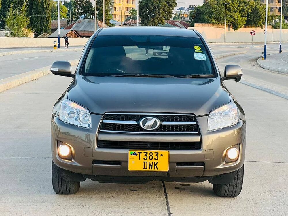 Budget car hire tanzania with a driver