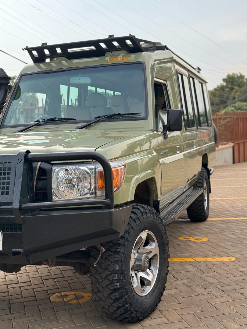Rent a driver Kenya-Extended Land cruiser in Kenya